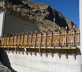 Console BMK pour la construction de barrages.