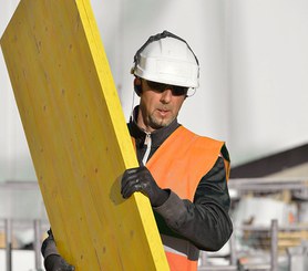 Panneau tricollé en coffrage de dalle.