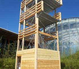 Habillage en bois adapté à l’environnement.