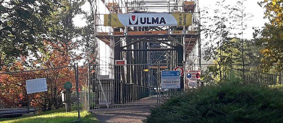 Rénovation d’une passerelle métallique à Billère sur le Gave, France