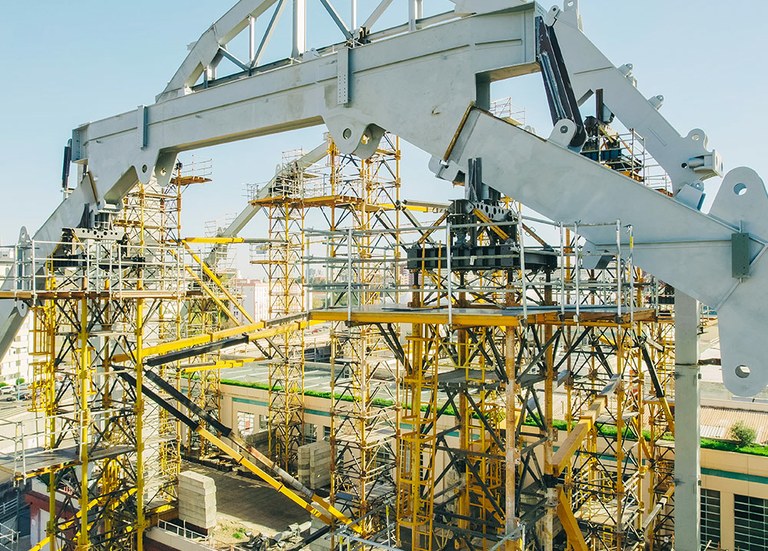 Torre Norte : une architecture suspendue qui redéfinit Lisbonne