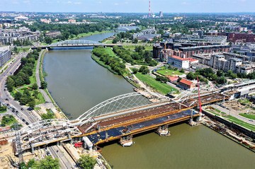 Fermes H-33, une solution modulaire et portante utilisée dans la construction de deux ponts à Cracovie