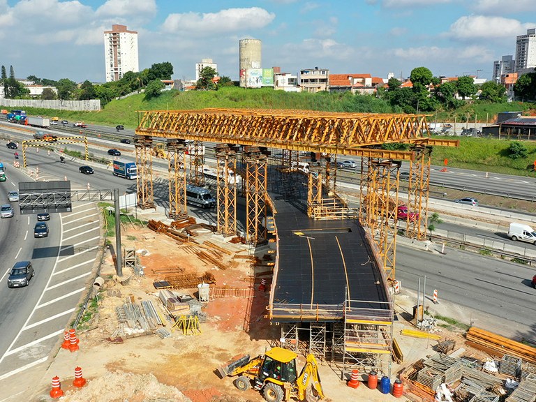 De nouveaux viaducs transforment la mobilité au Brésil