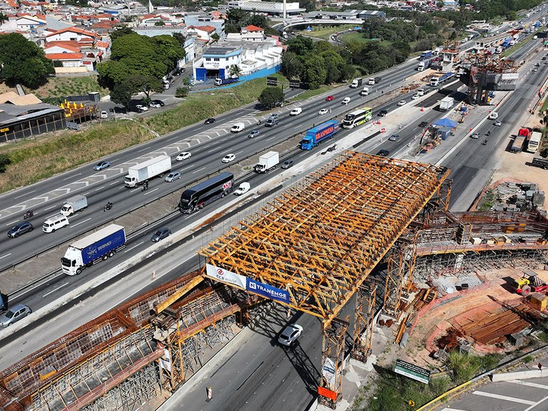 De nouveaux viaducs transforment la mobilité au Brésil