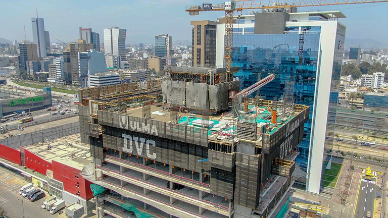 Nouvelle tour dans le centre-ville de Lima, au Pérou