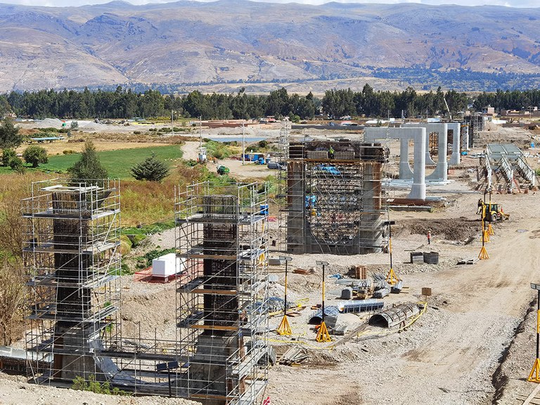 Pont Comuneros II : ULMA au cœur des projets stratégiques du Pérou