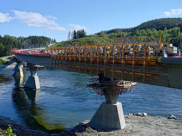 Le pont Valryggen en Norvège : une solution pour un bétonnage efficace des parapets