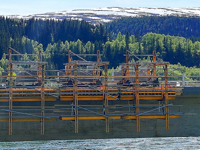 Le pont Valryggen en Norvège : une solution pour un bétonnage efficace des parapets