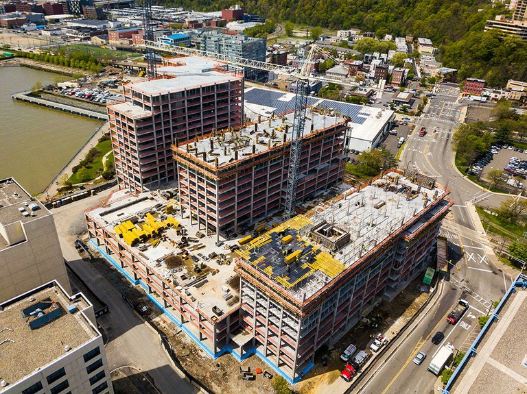 Productivité et sécurité dans la construction du 800 Harbor Boulevard, dans le New Jersey