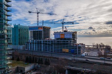 Sécurité garantie avec le système de coffrage HWS pour la construction du complexe Mirabella au Canada