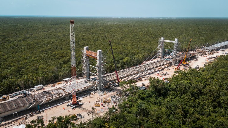 Solutions d’ingénierie pour le premier pont ferroviaire haubané du Mexique