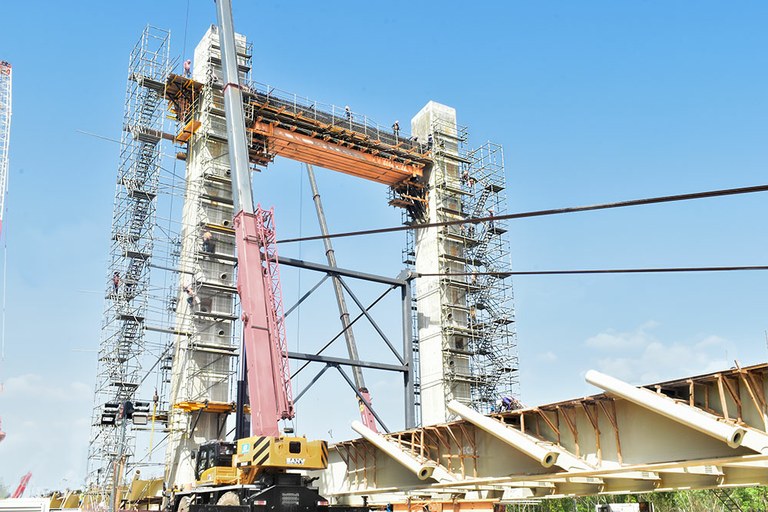 Solutions d’ingénierie pour le premier pont ferroviaire haubané du Mexique