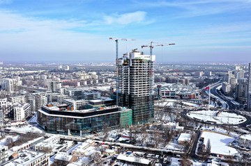 Des solutions spéciales pour un complexe de bureaux à Varsovie, en Pologne
