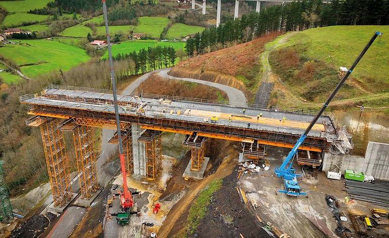 Réutilisation au maximum du matériel et réduction du délai de réalisation du viaduc de Zumelegi